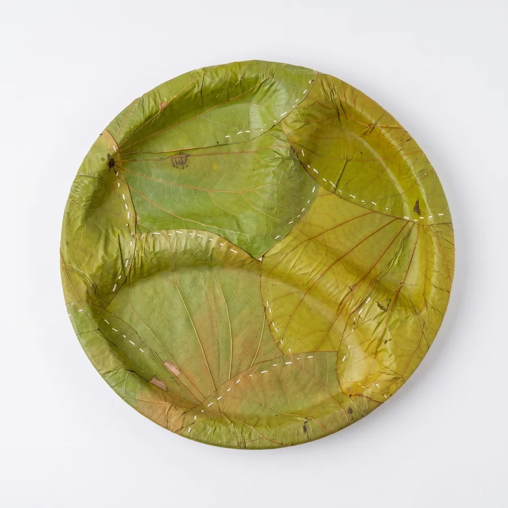 10.5" Round 3-Compartment Plate | Stick Stitch | | Sal Leaf | Export-Grade Bio-Degradable | MOQ 5000